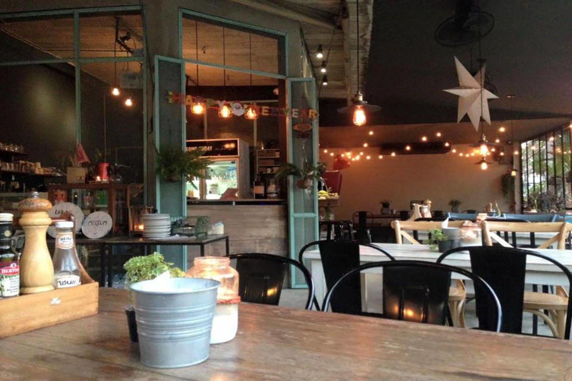Sleepyowl Hostel Ban Bang Bao  Ngoại thất bức ảnh